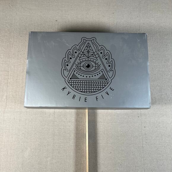 Nike SpongeBob SquarePants x Kyrie 5 Patrick Star Size 14 - Picture 8 of 8